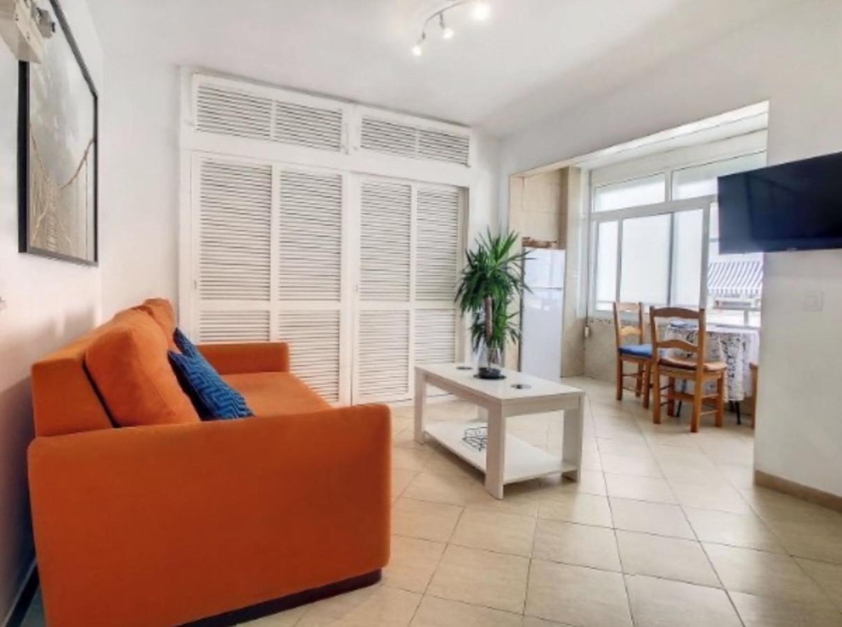 Urban&Vacay! Suite - Torremolinos City Centre エクステリア 写真