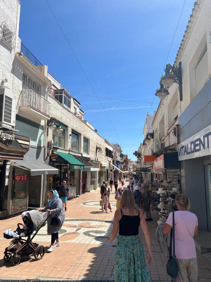Urban&Vacay! Suite - Torremolinos City Centre エクステリア 写真
