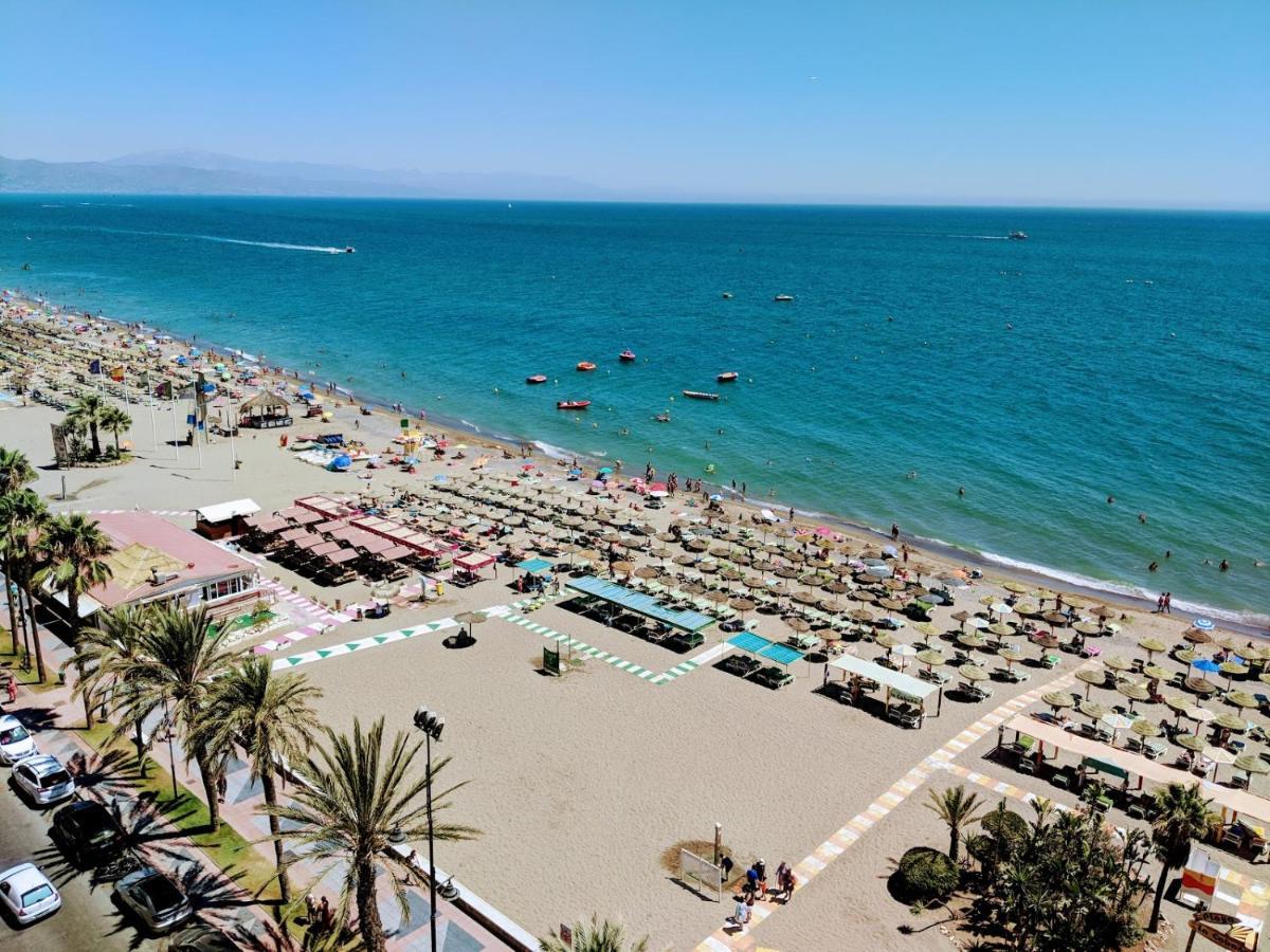 Urban&Vacay! Suite - Torremolinos City Centre エクステリア 写真